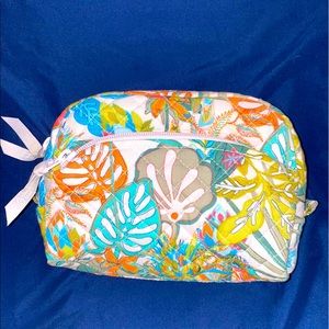 Vera Bradley medium cosmetic bag